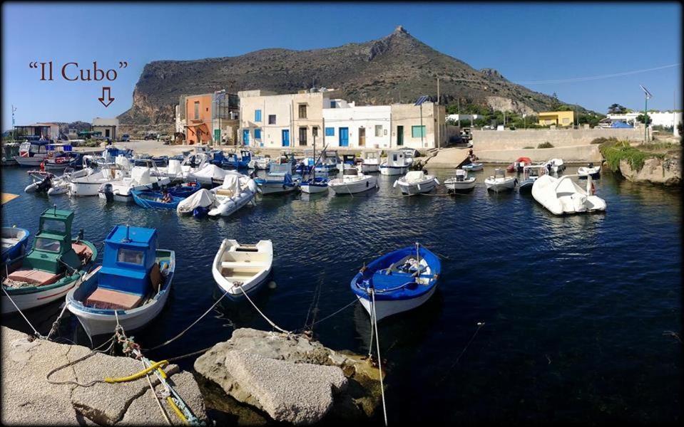 Il Cubo, Monovano Col Mare Su Tre Fronti. 法维尼亚纳 外观 照片
